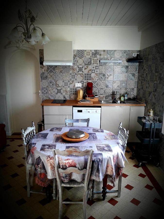 B&B Chez Annie Saint-Martin-de-Gurçon Exteriér fotografie